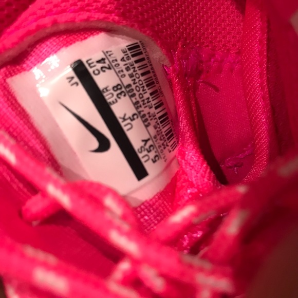 Nike roshe one Gs Pink blast/white(youth) - Picture 4 of 4